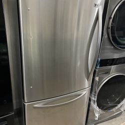 Refrigerator 33 Inches 