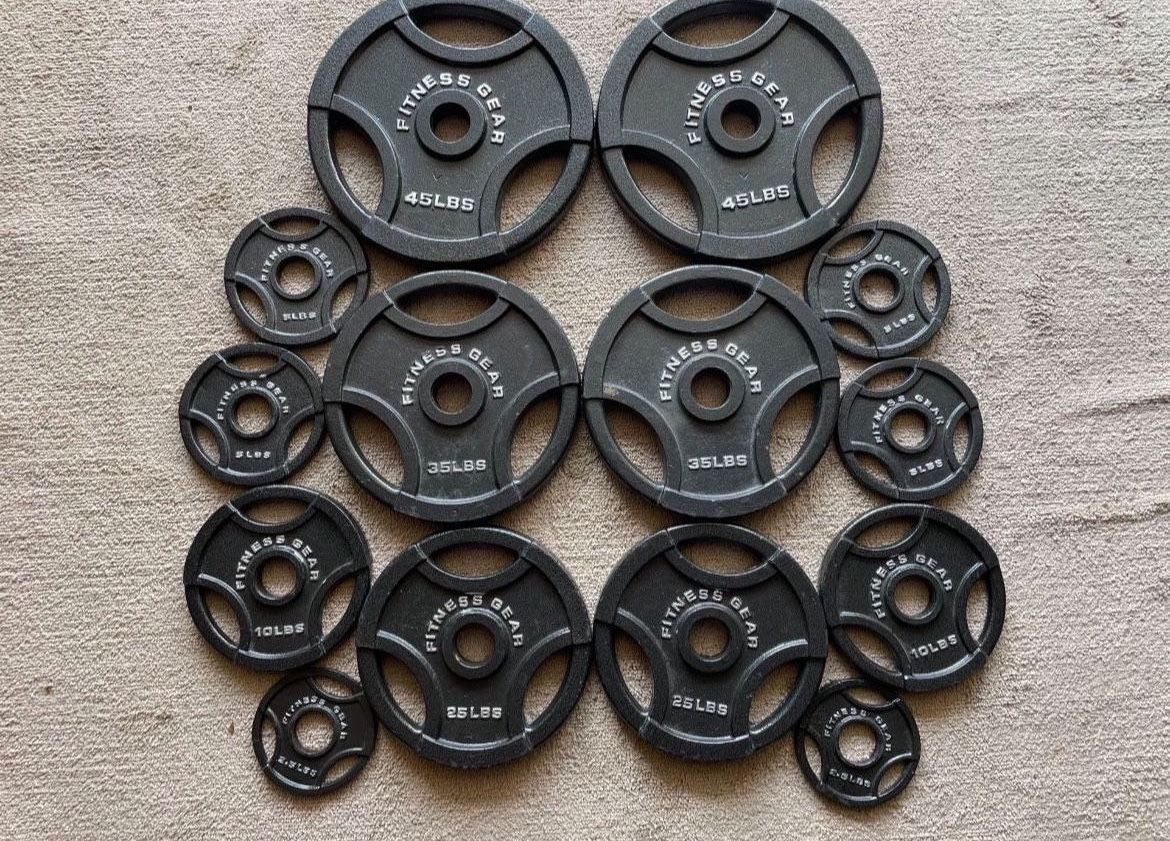 New! Olympic Weight Plate Set 255 lbs