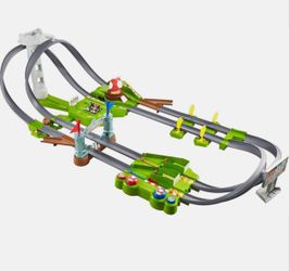 Hot Wheels Mario Kart Circuit Track