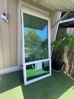 Vendo dos ventanas nuevas 40 1/2 ancho y 84 de alto 230 cada una.