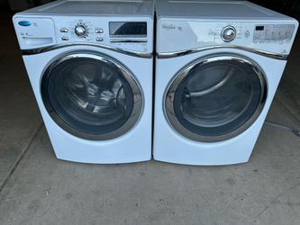 Whirlpool washer and dryer laundry