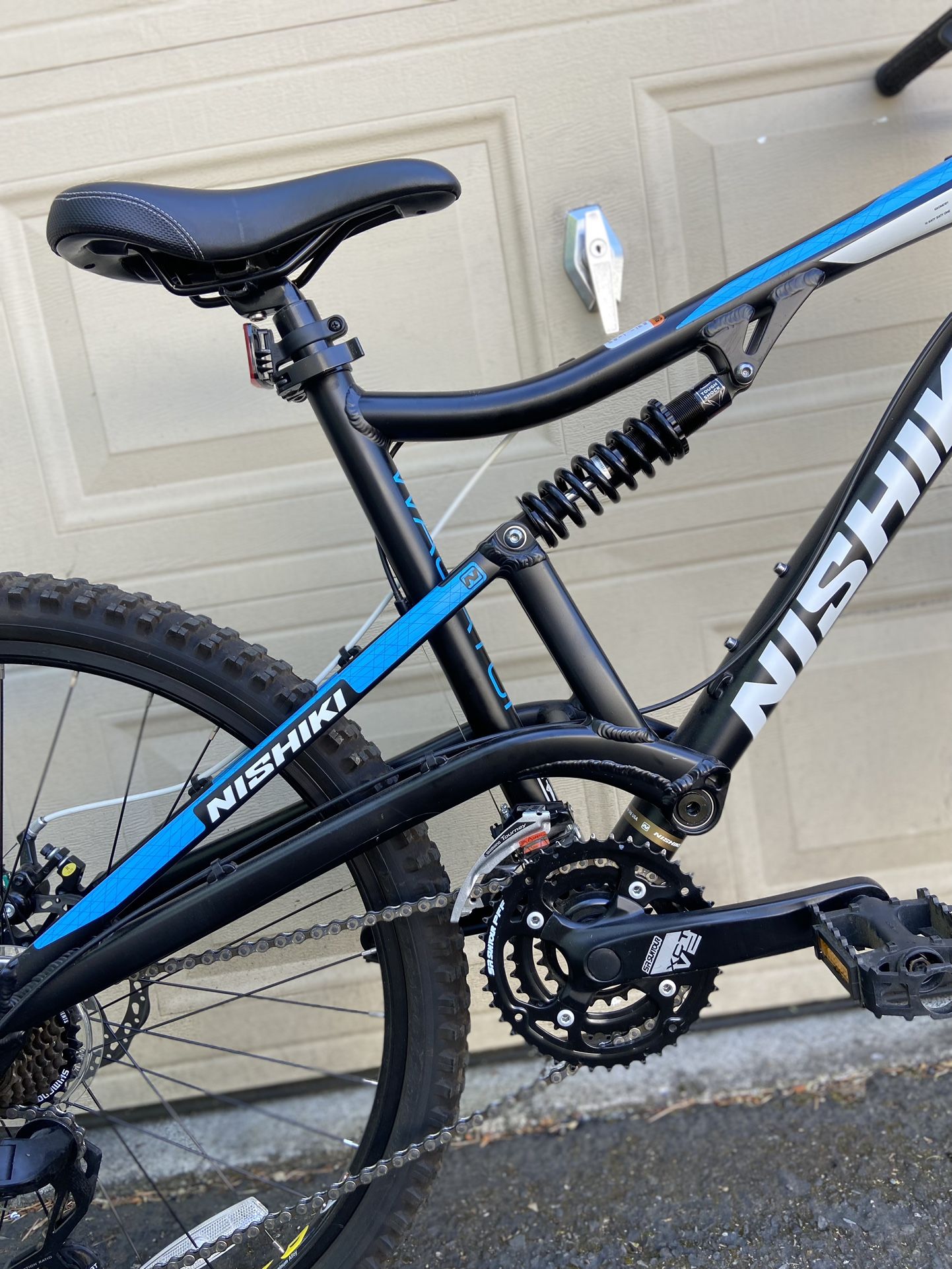 Nishiki Wasatch Men's Full Suspension Mountain Bike – 21-Speed, 26