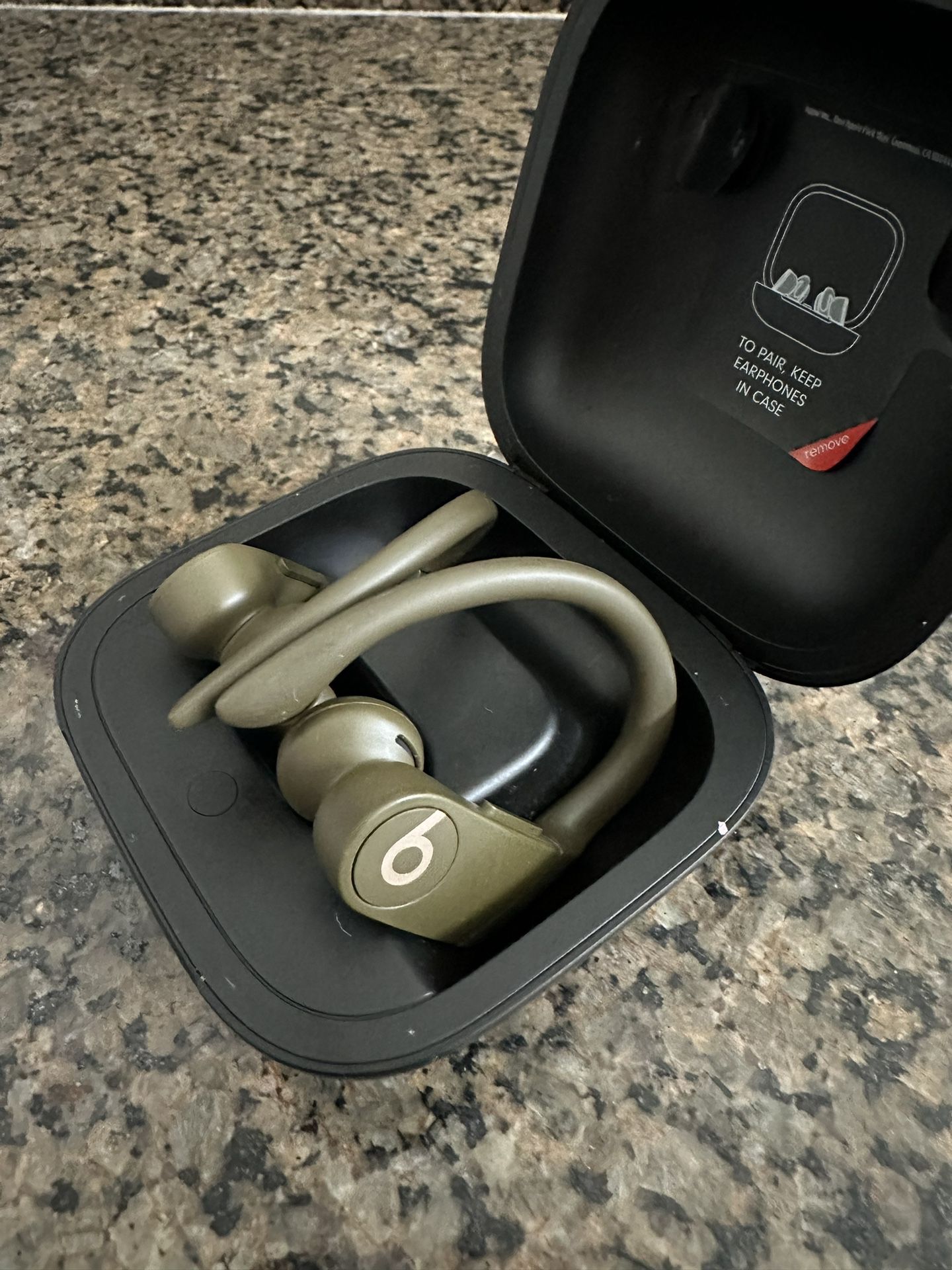  Powerbeats Pro In-Ear Wireless Headphones 