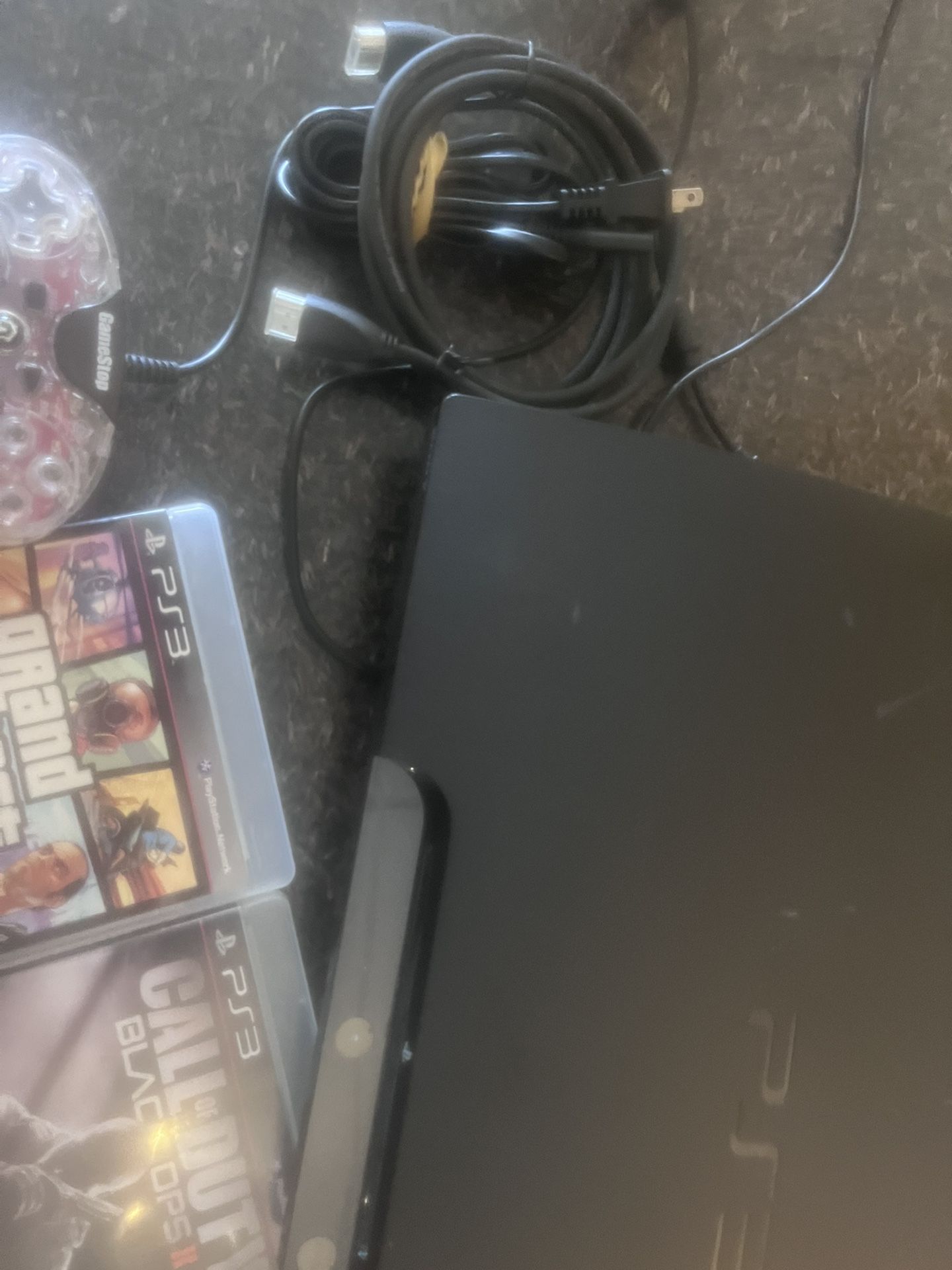 PS3 Slim W One Wired Control And Games