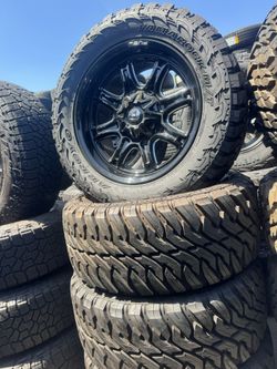 WHEELS FUEL 20x10 BRAND NEW CHEVY/FORD