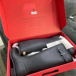 Hunter Women's tall matte rain boots