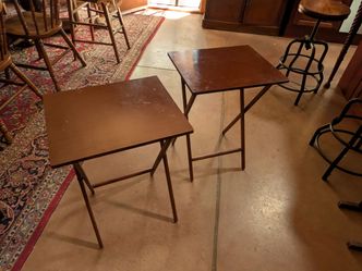 2 TV Trays w/ Holding Stand