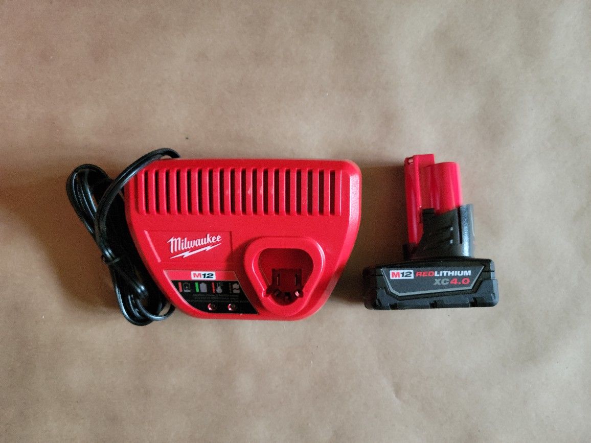 Milwaukee M12 4.0 Battery & Charger