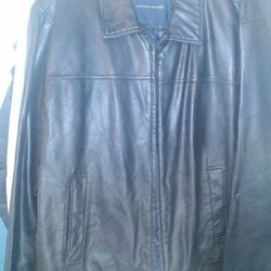 TOMMY HILFIGER MENS  XL LEATHER BOMBER JACKET