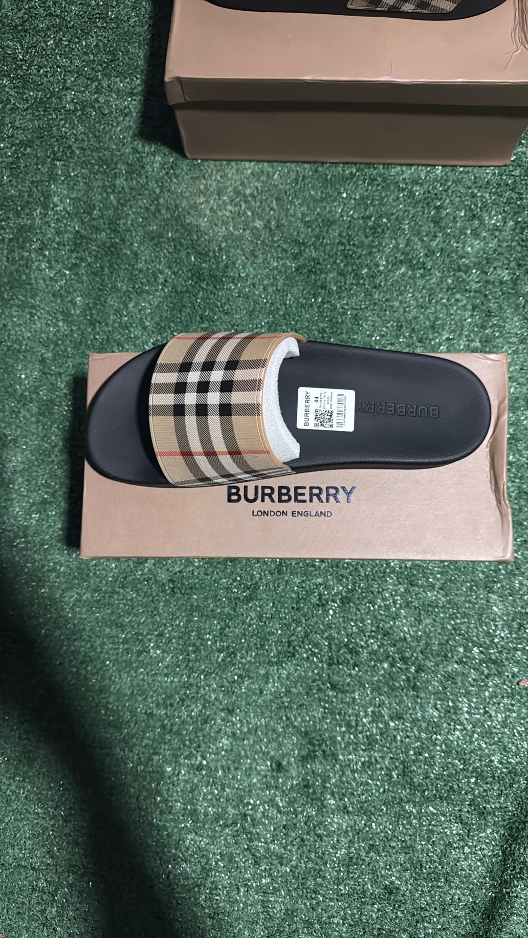 Burberry Slides 