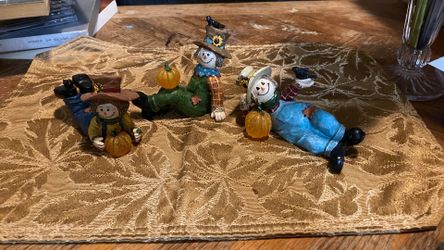 Fall Scarecrows 