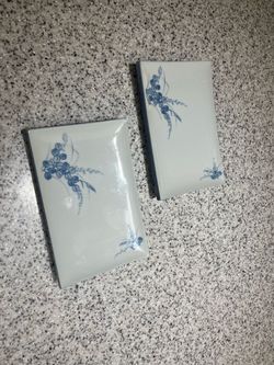 2 Hor D’eurve Serving Dishes