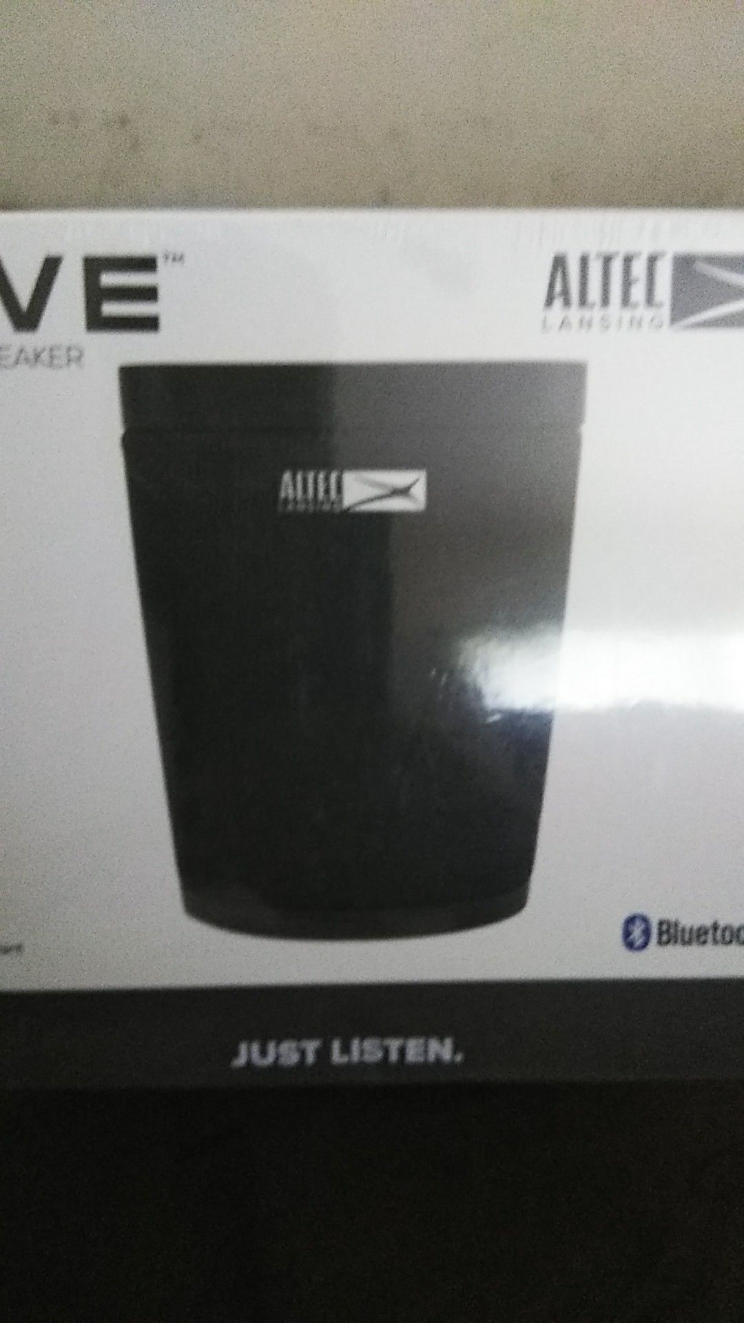 Live smart speaker altec lansing