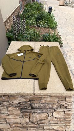 New Nike tech fleece SET olive flak hoodie jacket pants joggers Men’s S Small or L Large