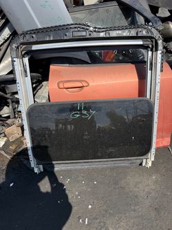 2011 Infiniti G37 Sunroof Glass Panel $250