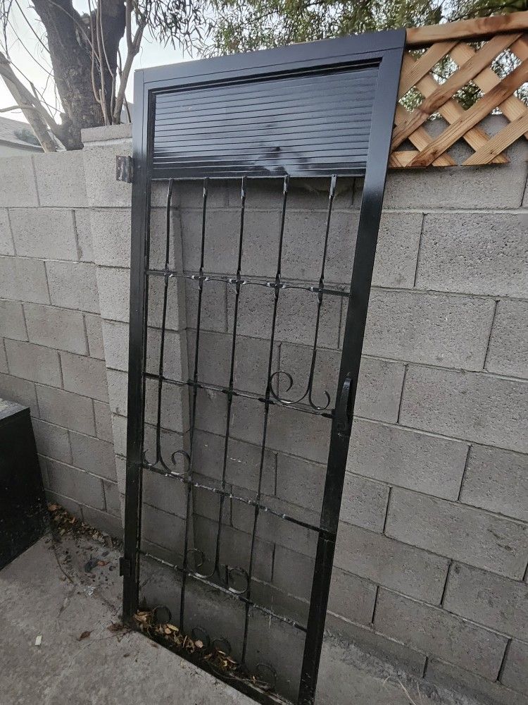 Screen Door