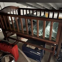 Free Crib / Cuna Gratis 