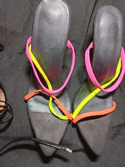 Ladies Shoes And Hills Good Condition Better Than The Thrift Store