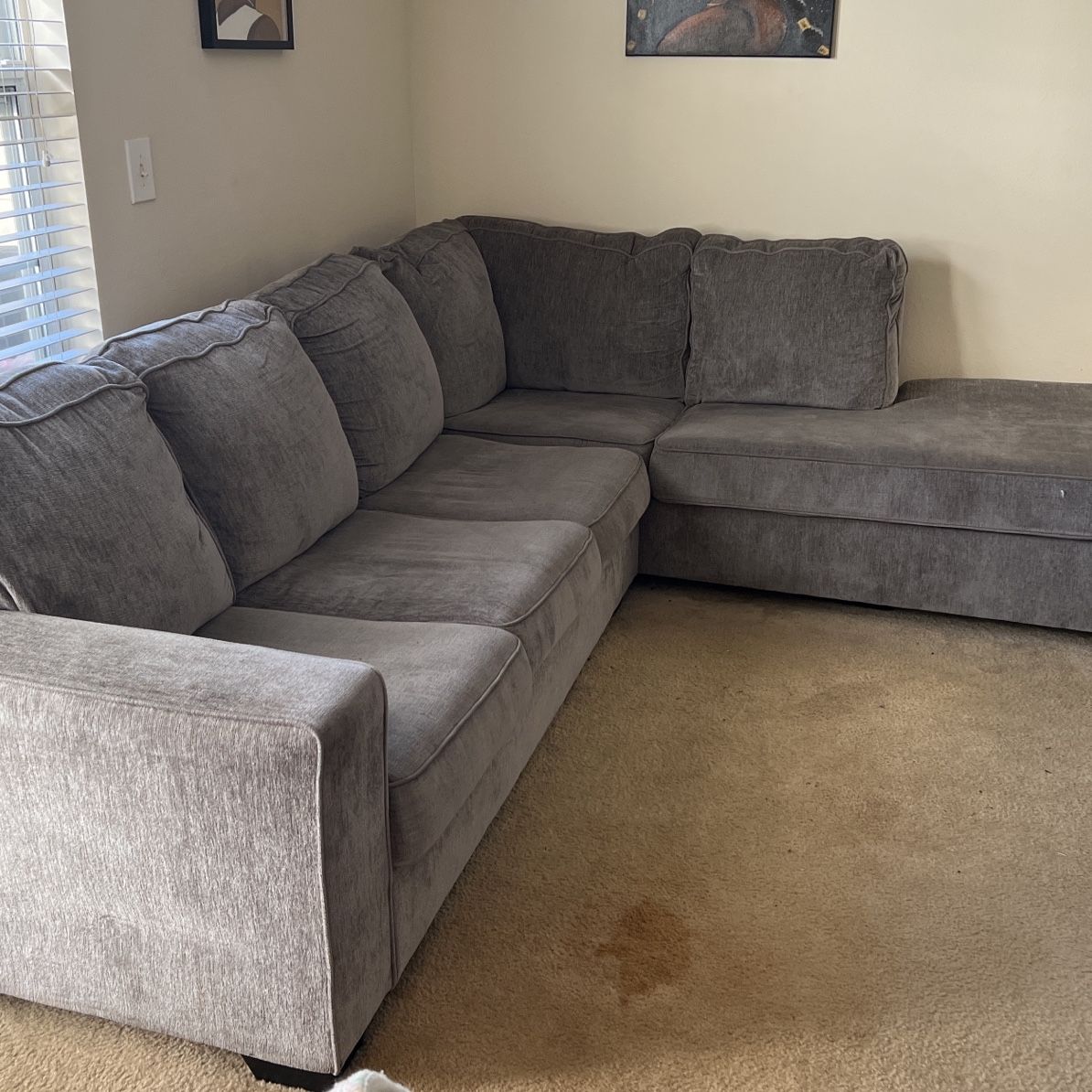 Grey Right Chase Sectional