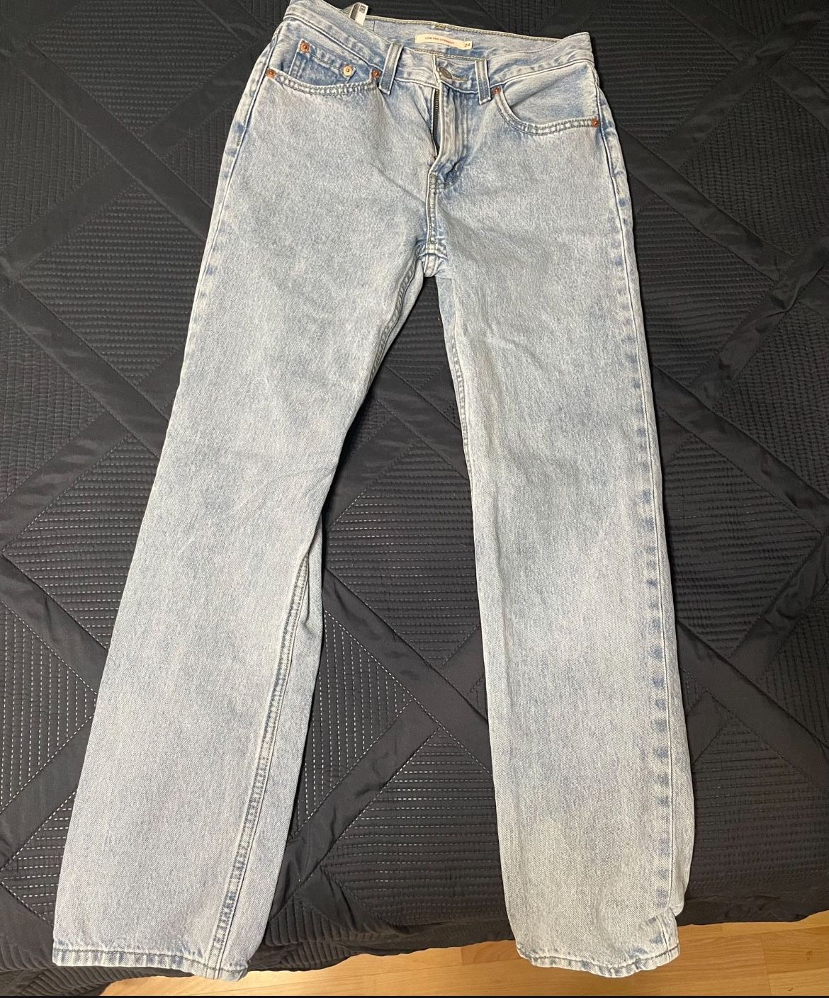 Levi’s Low Pro Straight