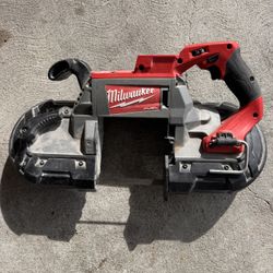 M18 Milwaukee Bandsaw Fuel