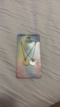 CLAIRES best friends necklaces rose gold and silver