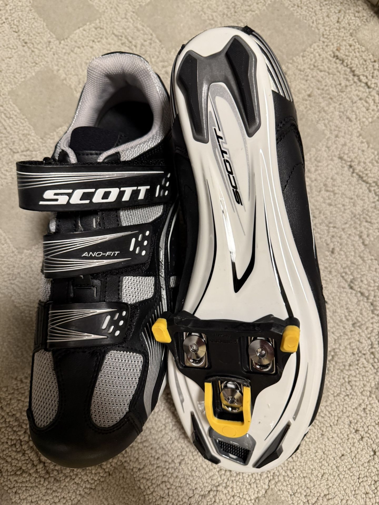 Men‘s Bike Shoes Size 9.5
