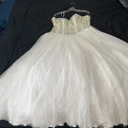 Size 6 Prom Dress