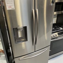 Samsung Stainless Steel 23 Cu. Ft. 3-Door French Door, Counter Depth Refrigerator With CoolSelect Pantry