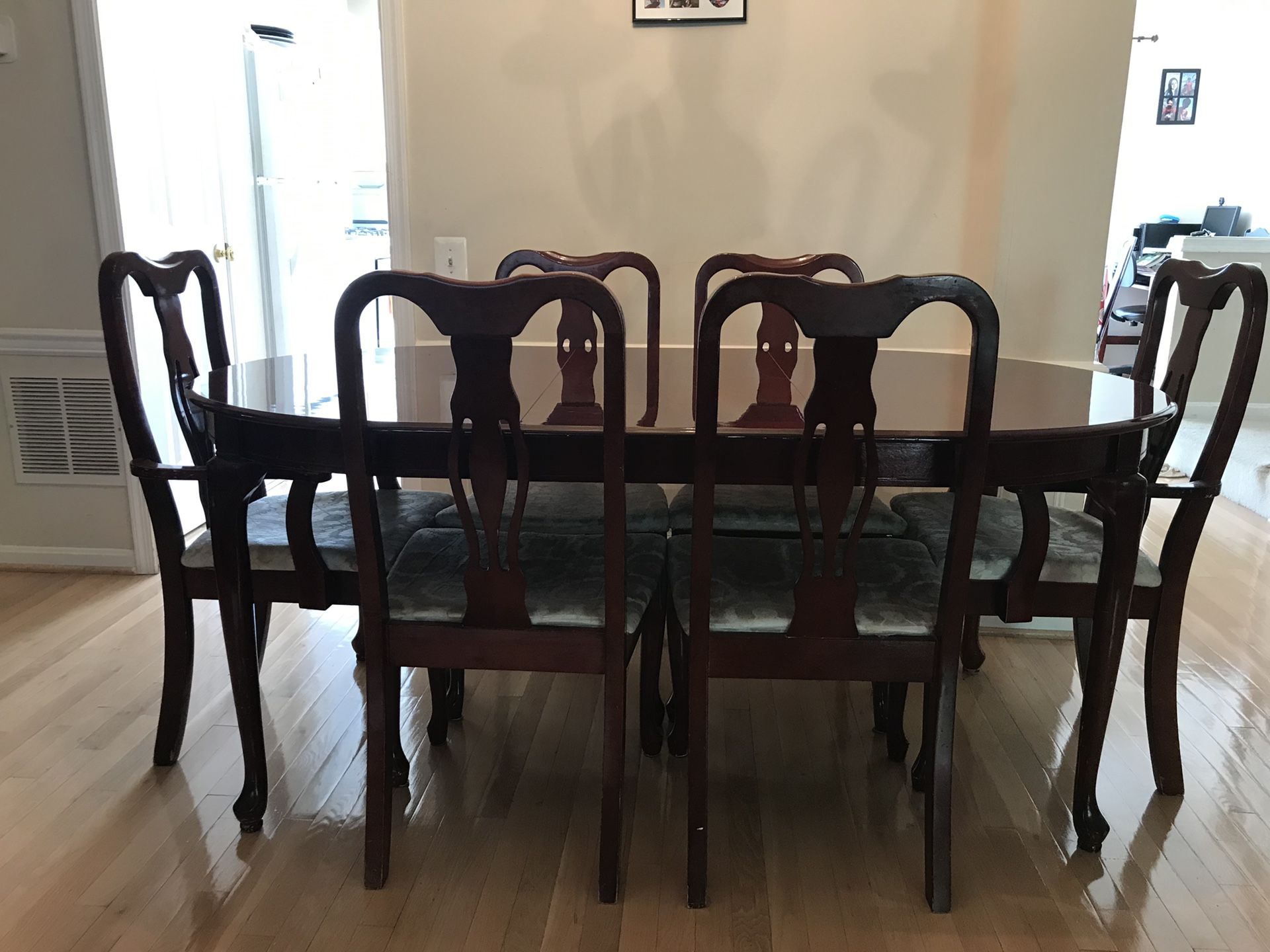 Dining Room 8 Piece Set