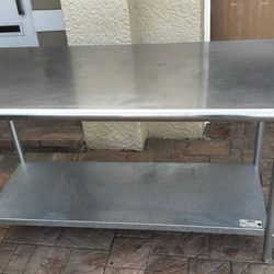 KROWNE 60” x 30” SUPER HEAVY DUTY Work table .. please check all pictures