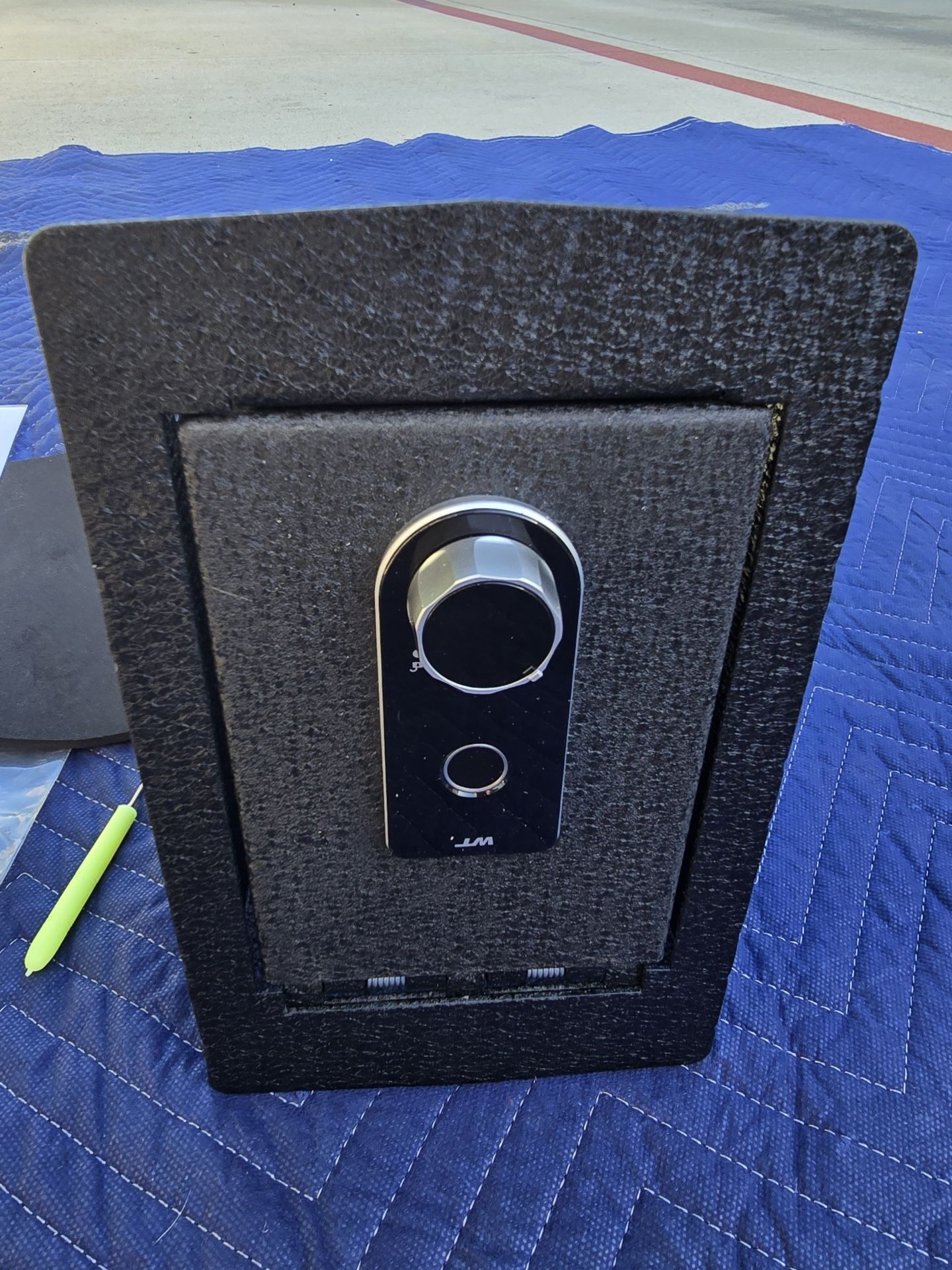 Center Console Gun Safe With Finger Print Safety Feature 