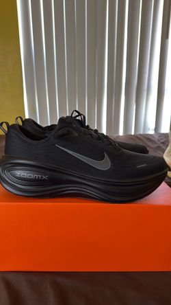 Nike Vomero Plus