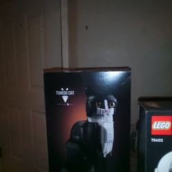 LEGOs Tuxedo Cat