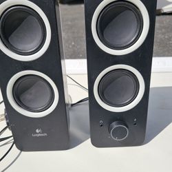 Computer Speakers 