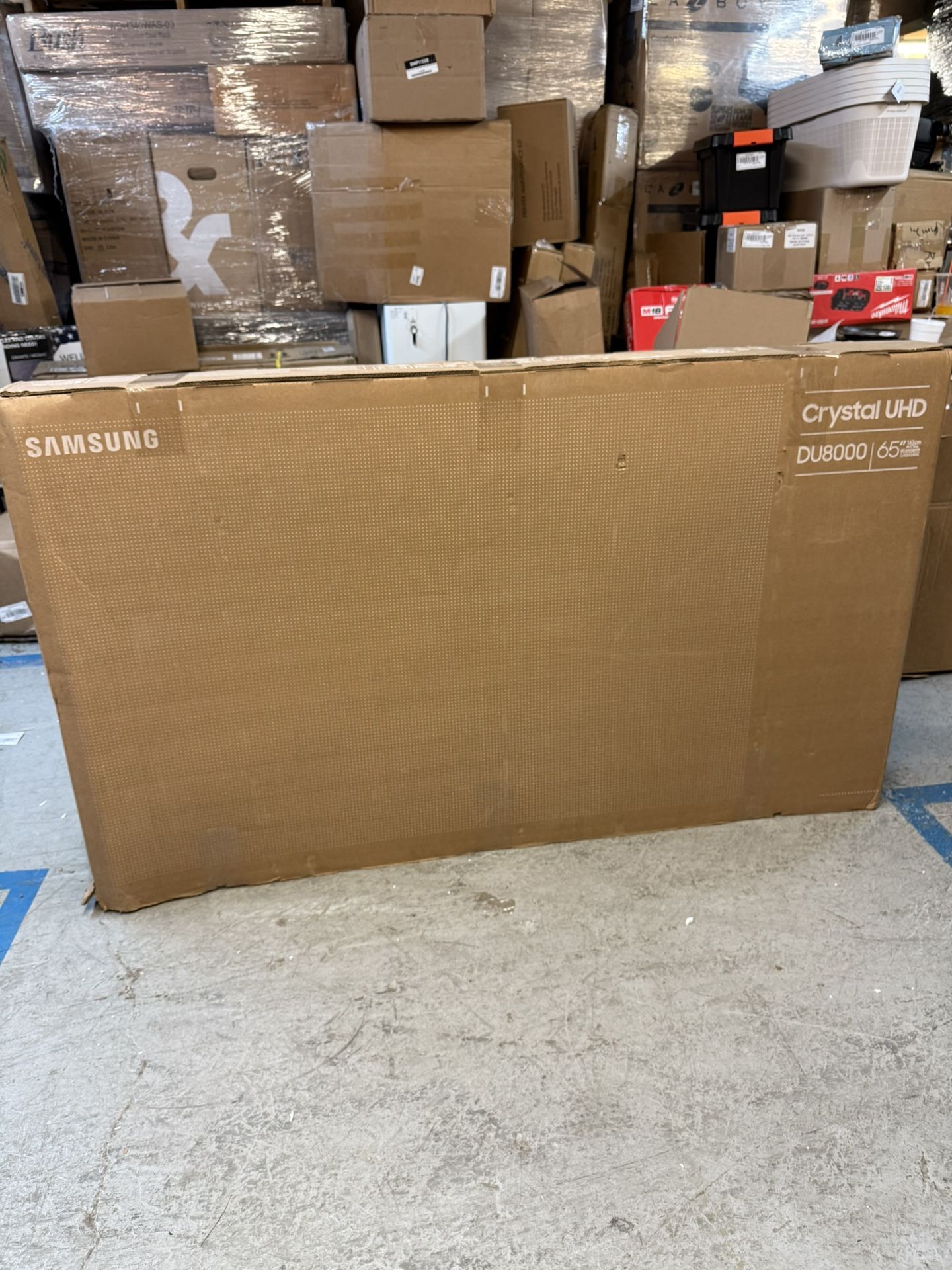 Samsung 65 Inch Class DU8000 Crystal UHD LED 4K Smart TV (2024)