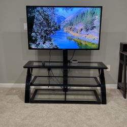 Samsung 50” Tv With Stand