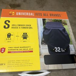 Grill cover fits all brand.  32” width
