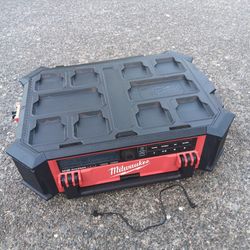 Milwaukee 2950-20 Excellent Condition) No Battery Or Charger  For Pick Up Fremont Seattle No Low Ball Offers Please. No Trades 