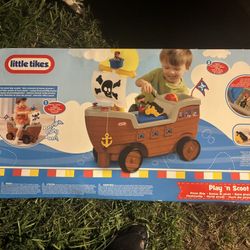 Play 'n Scoot™ Pirate Ship