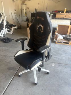 Secretlab Team Liquid Gaming Chair - Used