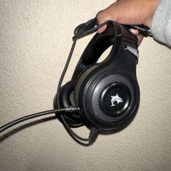 PS4 And Hard Pods 