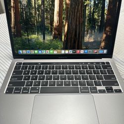 Apple MacBook Pro / 13.3 inch Touch Bar Retina Display / Core i5 / 16GB RAM / 512GB SSD