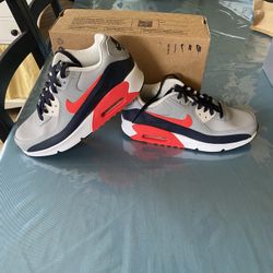 Nike Air Max Size 7 Men