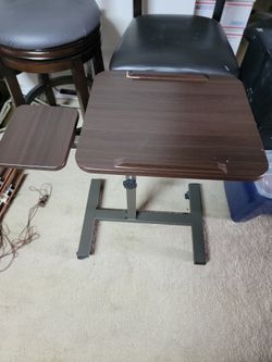 Adjustable Height Laptop Desk Stand
