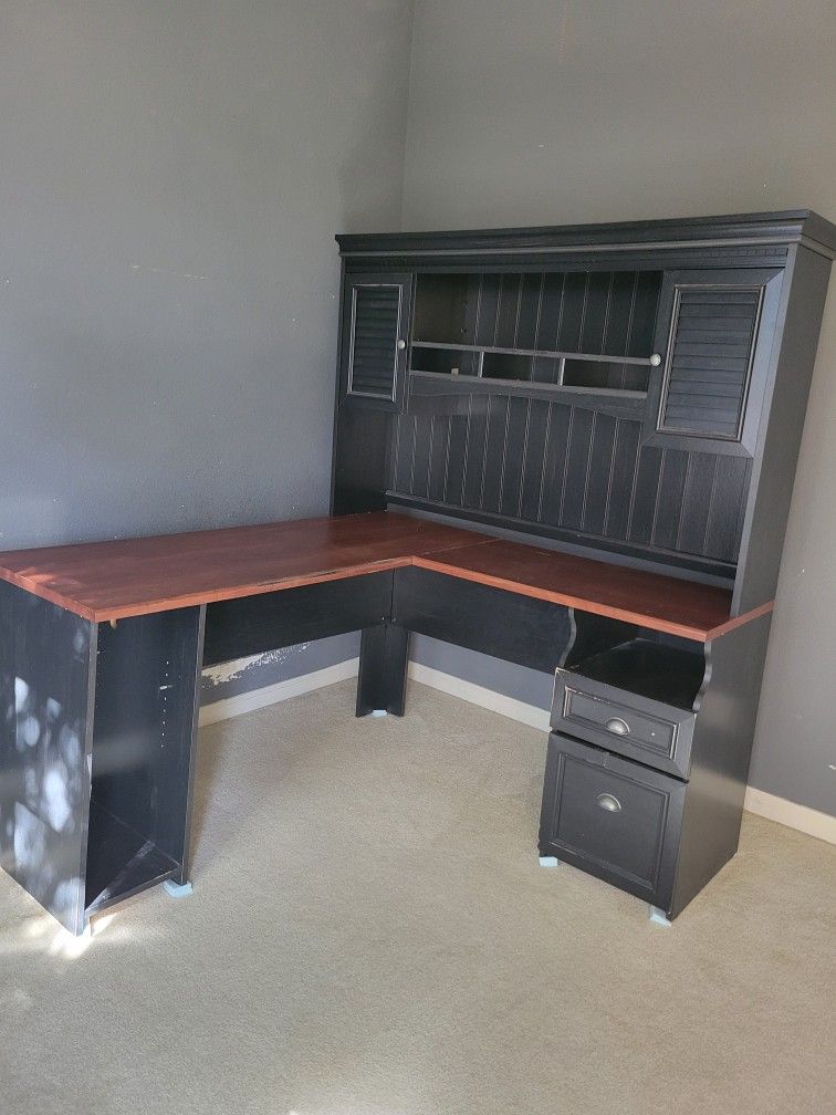 Table With Hutch $50, Free delivery