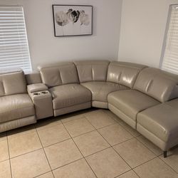 Sectional Couch 