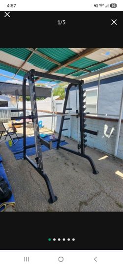 Body Solid Squat Rack and Adjustable Bench