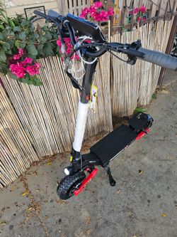 Arwibon gt06 Electric Scooter 35mph 1200w peak