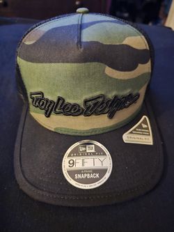 Toylee Design HAT